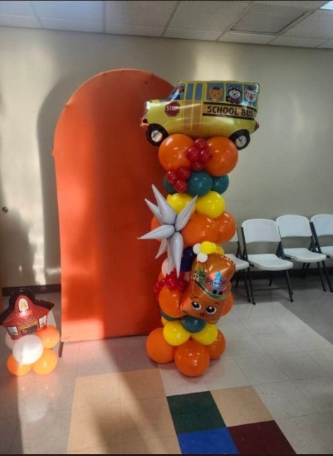 Back to school balloon decorations