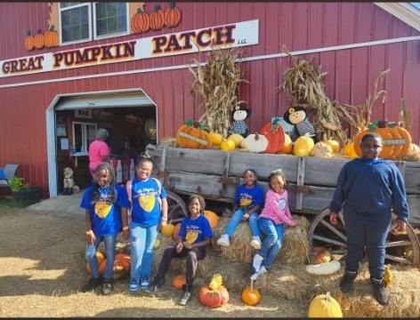 Students at the Great Pumpkin Patch field trip